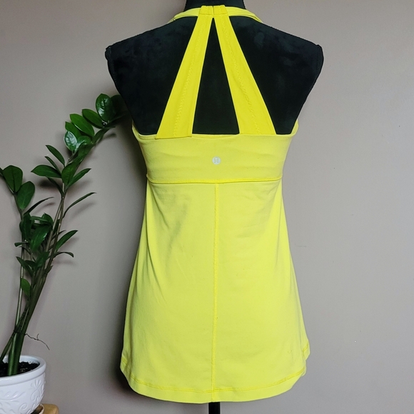 Lululemon Scoop Me Up Tank Split Pea - Picture 4 of 6